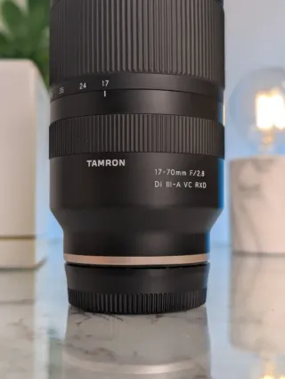 Tamron 17-70mm F/2.8 Di III-A VC RXD