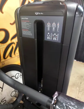 Máquina elevaciones laterales