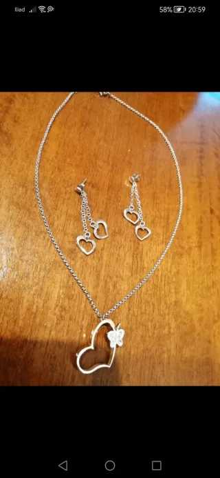 Set collana e orecchini cuori