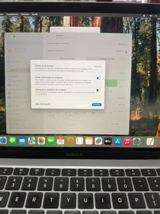 MacBook Air 13 1.1 GHz i5 8GB RAM 512GB