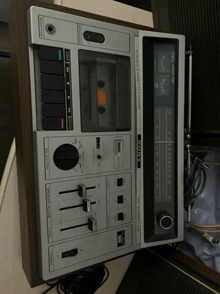 Equipo Sonido Vintage SONY CF620 Cassette/Radio