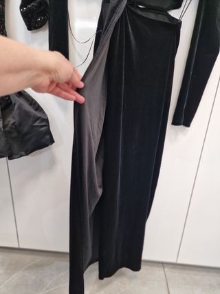 Vestido Terciopelo Largo Cut Out Negro