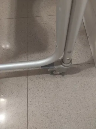 Silla de ducha con ruedas