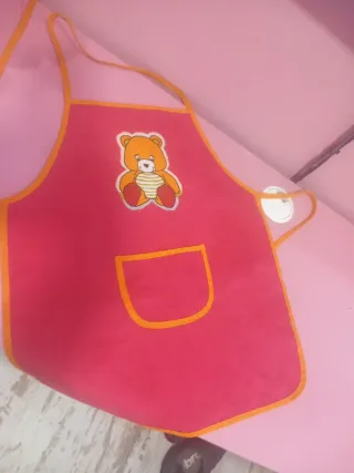 Delantal infantil con osito