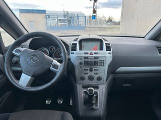 Opel Zafira 2010