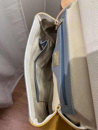 Bolso de piel, con bandolera, nunca usado