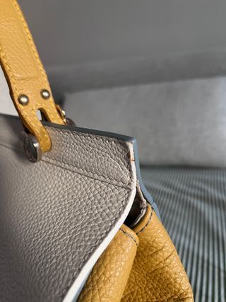 Bolso de piel, con bandolera, nunca usado