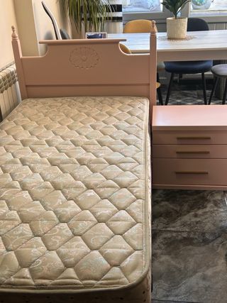 Cabecero+somier+colchón+ mesita