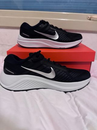 Nike Zoom Structure 24 Negras
