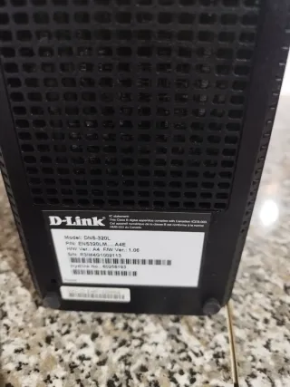 D-Link ShareCenter DNS-320L NAS