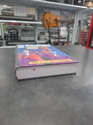 Marvel limited edition los vengadores costa oes...