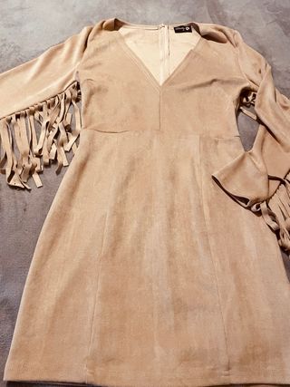 Vestido ante con flecos