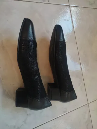 Zapatos tacones negros Rico