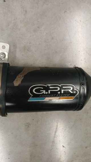 ESCAPE HONDA VFR 800 X GPR