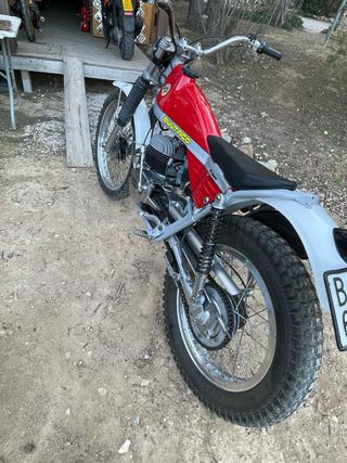 BULTACO SHERPA T-250 MOD 80 KIT CAMPEON RESTAURADA