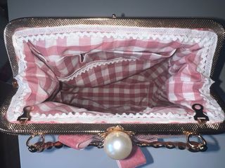 Bolsa artesanal (100% feito à mão)