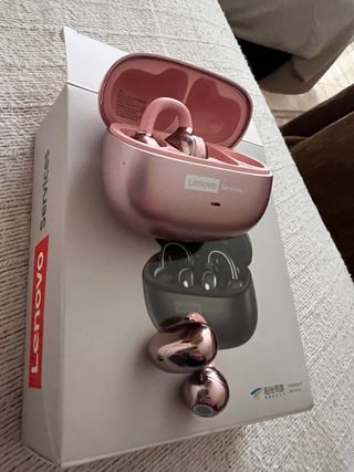 Auriculares Lenovo Oro y Rosa