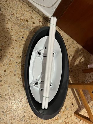 Bañera bebé gris con patas