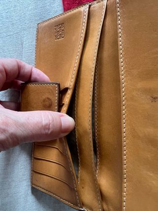 Monedero Carolina Herrera Marrón