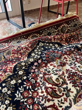 Alfombra antigua grande de lana