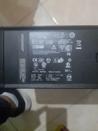 Ordenador Dell Negro sin conocer los componentes