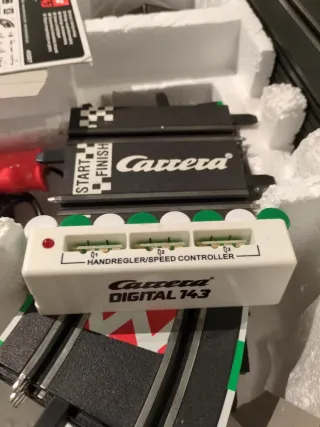 Carrera Digital 143 Mario Kart Wii