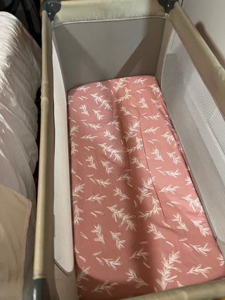 Cuna de viaje plegable