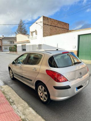 Peugeot 308 2010