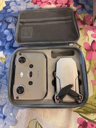 DJI Mini 2 SE Drone