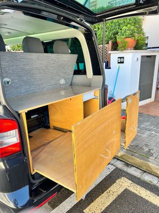 Volkswagen Caravelle Camper Automática