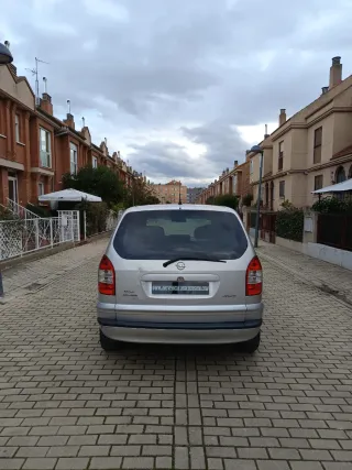 Opel Zafira 2005