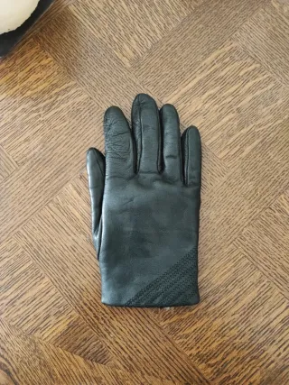 Guante de piel negro para señora ,solo un guante .