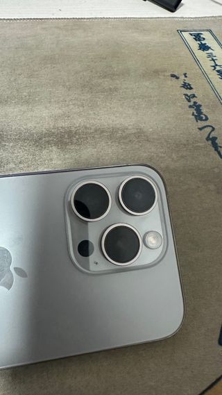 iPhone 15 Pro Gris/Plata