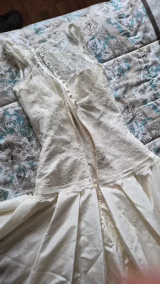 Vestido de Novia Encaje Beige/Blanco