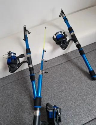 Lote de 3 set completi di attrezzatura da pesca