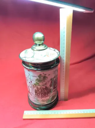 Jarrón Cerámica Tapa Metálica Escena Carruaje