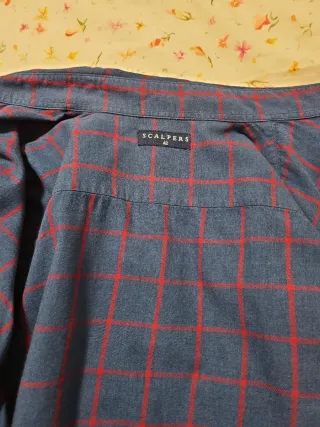 Camisa Scalpers cuadros azul y rojo Talla 42
