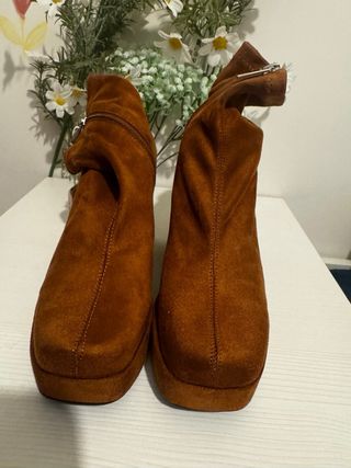 Botines Pull&Bear Tacon Plataforma Marrones T.37