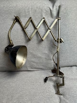 Lámpara flexo antigua con pinza