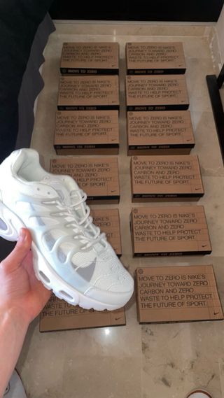 12x30€ Nike TN Terrascape Talla 41-45