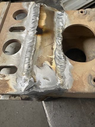 Reparación Basculante Suzuki LTZ, se refuerza.