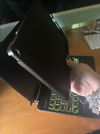 Teclado Dexnor iPad 10.2 (7/8/9 Gen) Retroiluminad