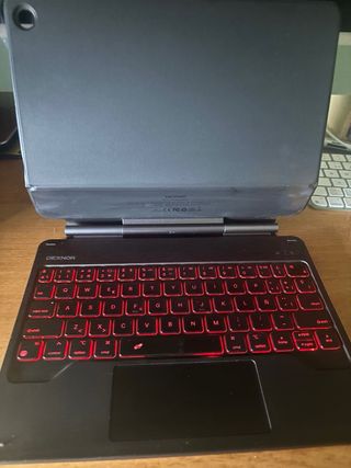 Teclado Dexnor iPad 10.2 (7/8/9 Gen) Retroiluminad