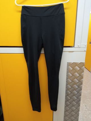 Lote de cuatro pantalones de mujer - Zara/Adidas