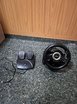 Volante y pedales para PC/Consola