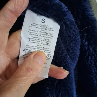 Cappotto B.Style verde con cappuccio e perle