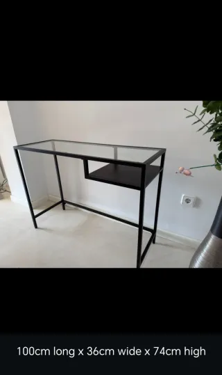 Recibidor hierro y cristal negro