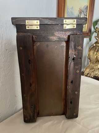 Buzón de madera rústico