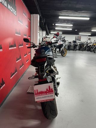 HONDA CB 650 R DEL AÑO 2021 !! IMPECABLE ESTADO !!