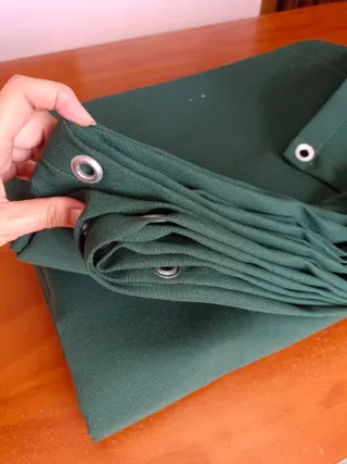 Lona de toldo  con anillas